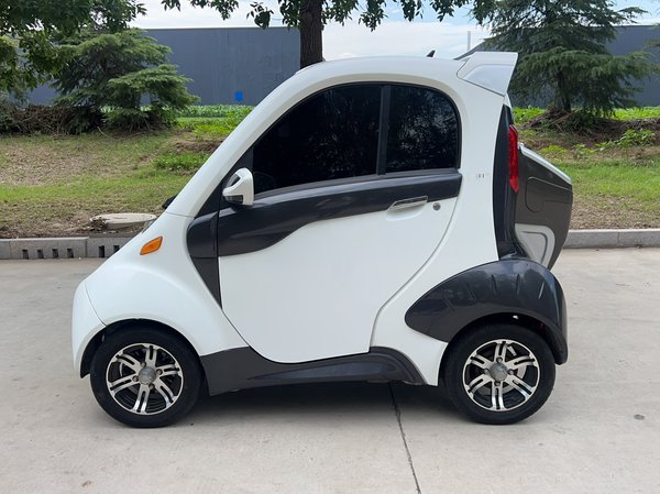 BAW Kitten 2020, 16400 км, за 14200 CNY