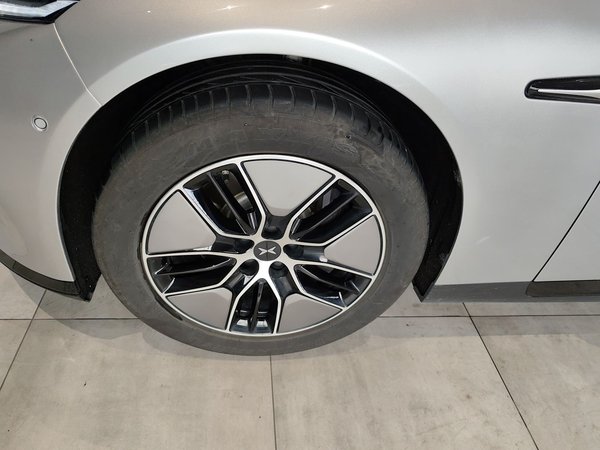 XPeng P7 2023, 47000 км, за 128900 CNY - фото 9