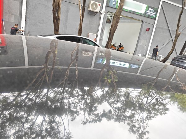 Tesla Model Y 2021, 90000 км, за 136200 CNY - фото 12