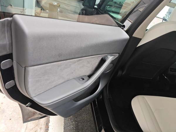 Tesla Model Y 2021, 90000 км, за 136200 CNY - фото 28