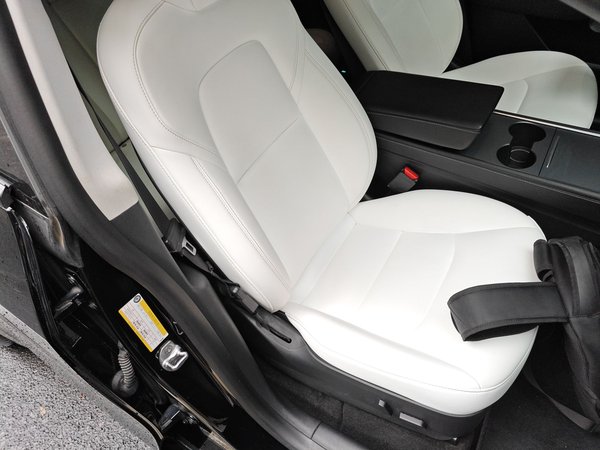 Tesla Model Y 2021, 90000 км, за 136200 CNY - фото 24