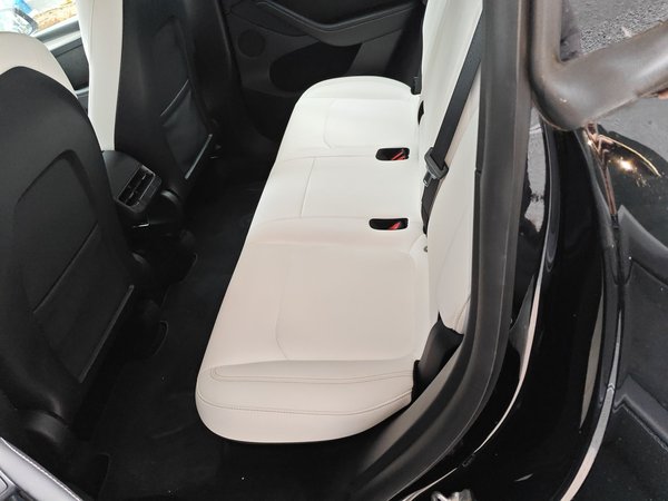 Tesla Model Y 2021, 90000 км, за 136200 CNY - фото 21