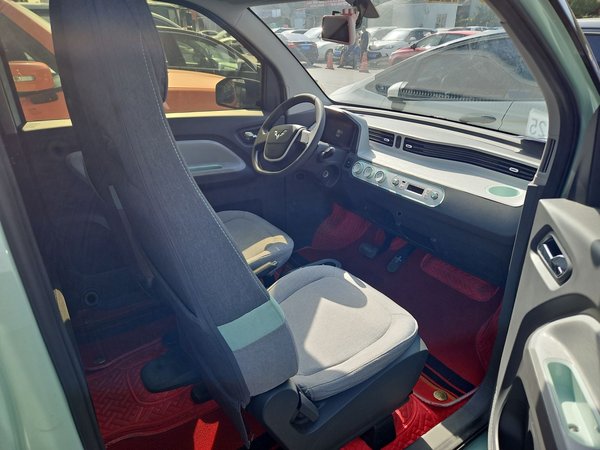 Wuling Hongguang MINIEV 2021, 11000 км, за 17800 CNY - фото 9