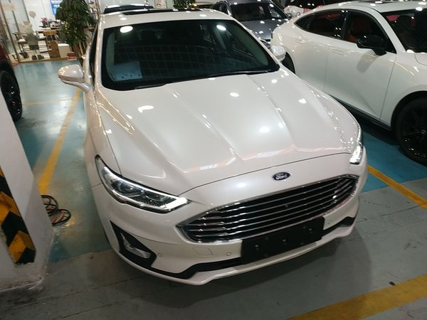Ford Mondeo 2019, 73100 км, за 63600 CNY