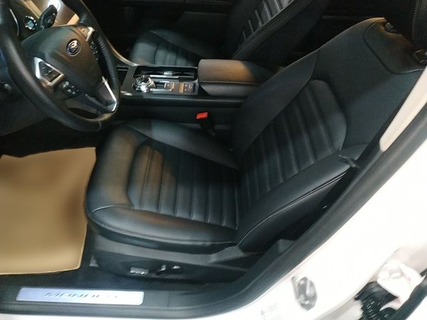 Ford Mondeo 2019, 73100 км, за 63600 CNY - фото 19