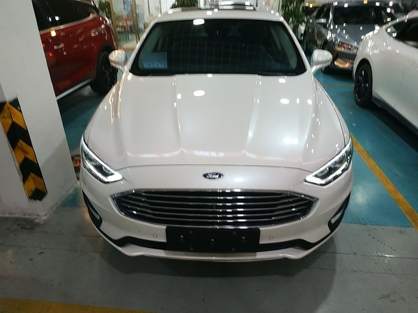 Ford Mondeo New Energy 2018 2.0 PHEV с интеллектуальным управлением Luxury Country VI, 2019 года
