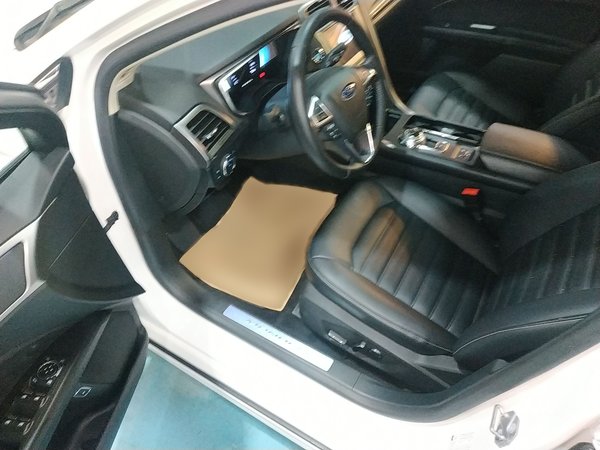 Ford Mondeo 2019, 73100 км, за 63600 CNY - фото 20