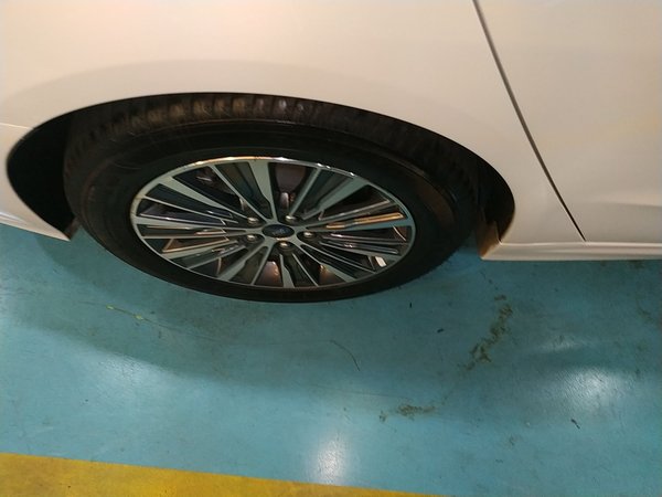 Ford Mondeo 2019, 73100 км, за 63600 CNY - фото 11