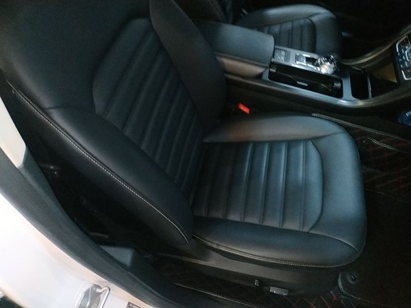 Ford Mondeo 2019, 73100 км, за 63600 CNY - фото 24