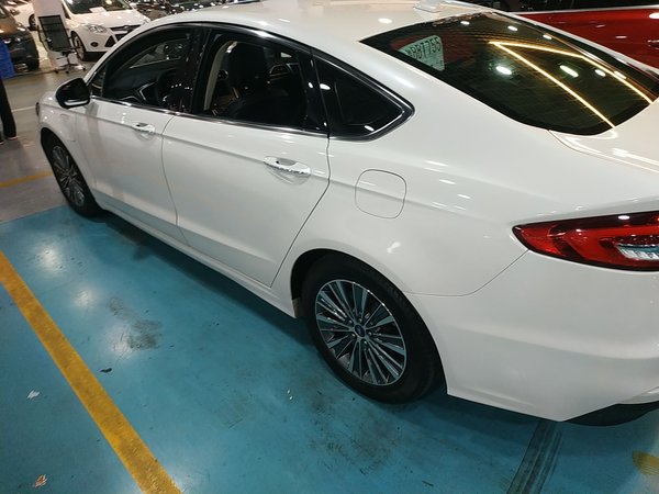 Ford Mondeo 2019, 73100 км, за 63600 CNY