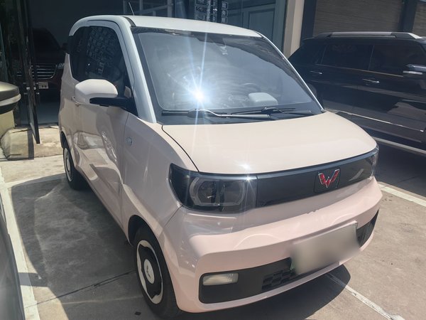 Wuling Hongguang MINIEV 2021, 10100 км, за 20400 CNY