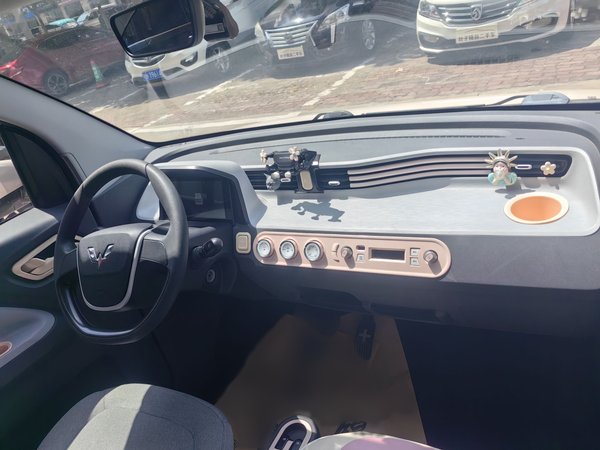 Wuling Hongguang MINIEV 2021, 10100 км, за 20400 CNY - фото 10