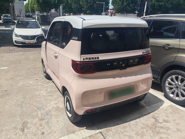 Wuling Hongguang MINIEV 2021, 10100 км, за 20400 CNY