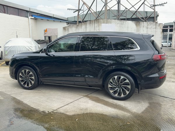 Hongmeng Zhixing Wenjie M7 2023, 34100 км, за 169600 CNY - фото 7