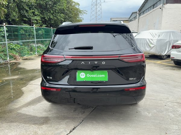 Hongmeng Zhixing Wenjie M7 2023, 34100 км, за 169600 CNY - фото 6