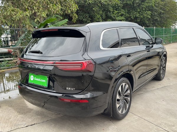 Hongmeng Zhixing Wenjie M7 2023, 34100 км, за 169600 CNY