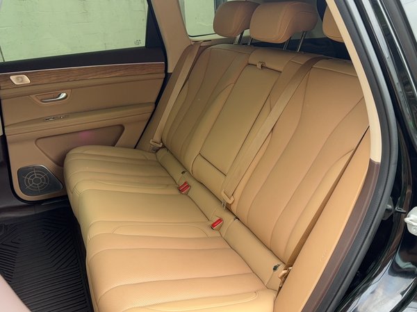 Hongmeng Zhixing Wenjie M7 2023, 34100 км, за 169600 CNY - фото 9