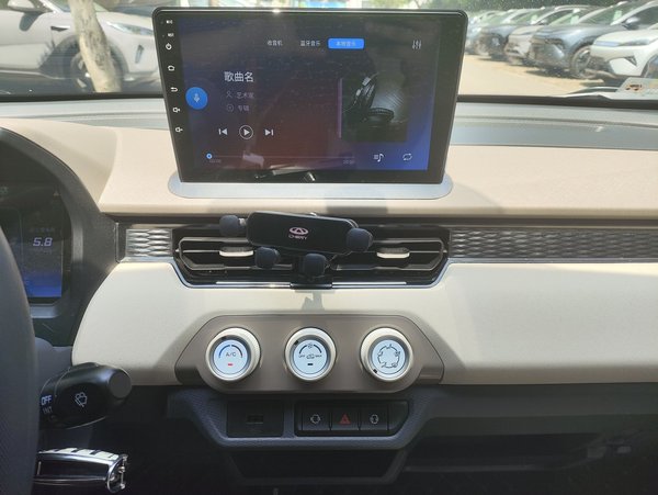 Chery QQ Ice Cream 2023, 870000 км, за 24600 CNY - фото 15