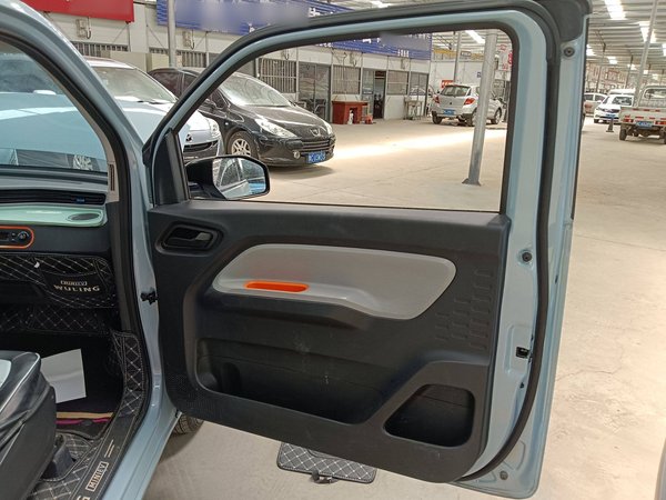 Wuling Hongguang MINIEV 2022, 39400 км, за 13400 CNY - фото 16