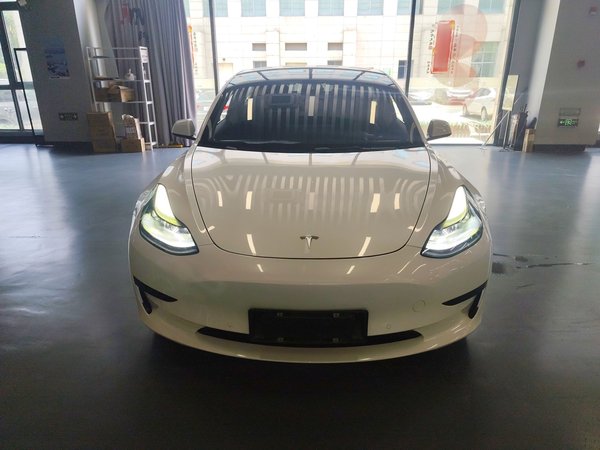 Tesla Model 3 2021 рестайлинг стандартное время автономной работы задний привод обновленная версия 3D1, 2021 года