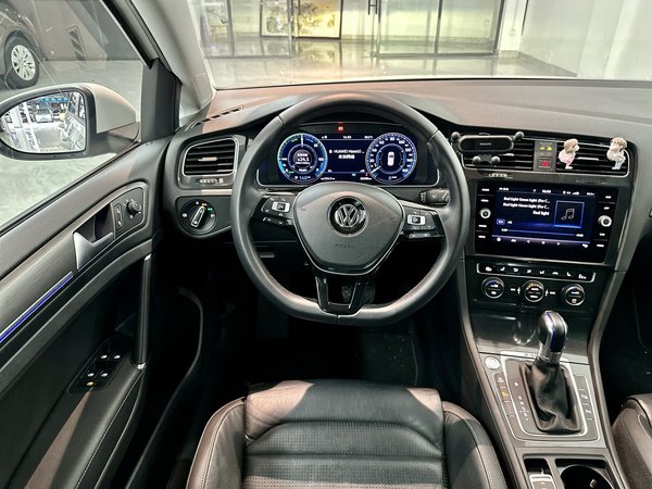 Volkswagen Golf 2018, 20600 км, за 60100 CNY - фото 15