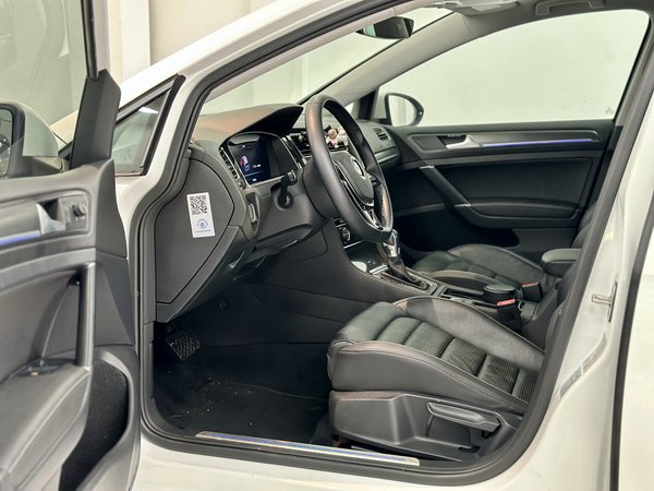 Volkswagen Golf 2018, 20600 км, за 60100 CNY - фото 20