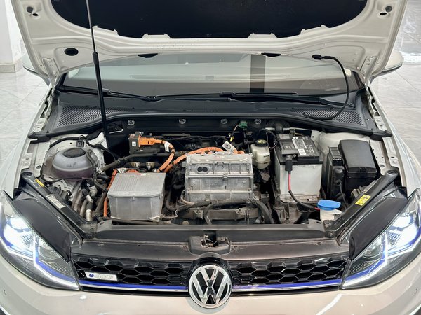 Volkswagen Golf 2018, 20600 км, за 60100 CNY - фото 29