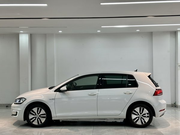 Volkswagen Golf 2018, 20600 км, за 60100 CNY - фото 5