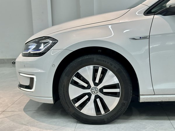 Volkswagen Golf 2018, 20600 км, за 60100 CNY - фото 9