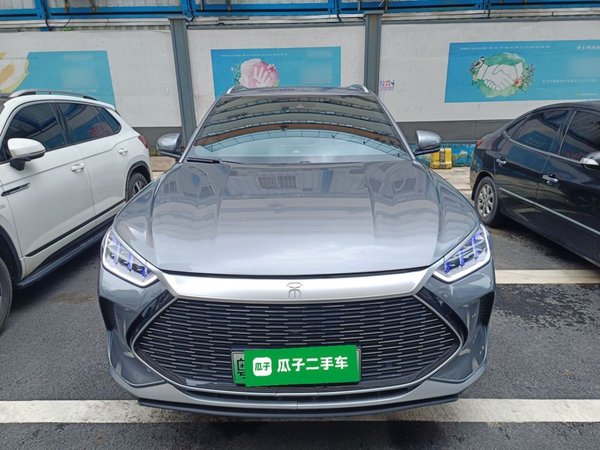 Флагманская модель BYD Song Plus New Energy 2021 DM-i длиной 110 км, 2021 года