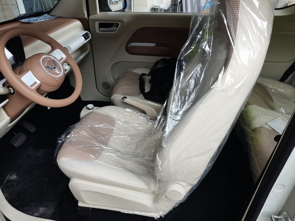 Wuling Hongguang MINIEV 2024, 200 км, за 31300 CNY - фото 19