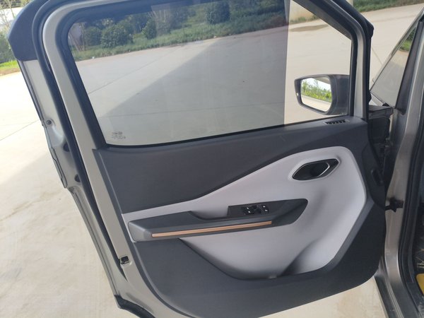 Baojun E200 2019, 41100 км, за 15600 CNY - фото 27