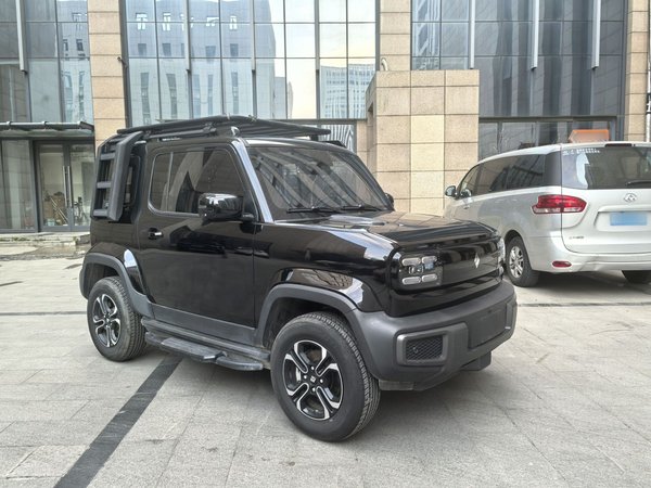Baojun Yep / Yueye 2023, 27000 км, за 51000 CNY