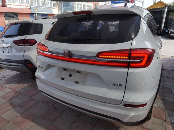 BYD Han 2018, 93900 км, за 42800 CNY - фото 6