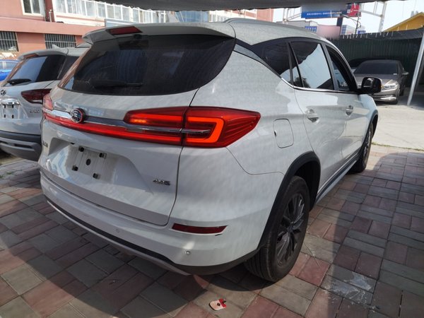 BYD Han 2018, 93900 км, за 42800 CNY - фото 7