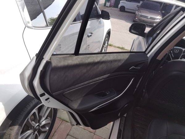 BYD Han 2018, 93900 км, за 42800 CNY - фото 12