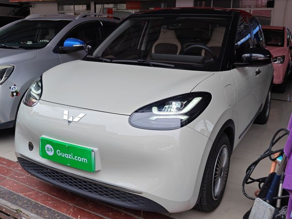 Автомобиль Wuling Wuling Bingguo 2023 года выпуска, модель 333 км, соединение Lingyu+ Модель