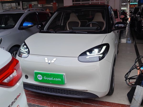 Автомобиль Wuling Wuling Bingguo 2023 года выпуска, модель 333 км, соединение Lingyu+ Модель, 2023 года