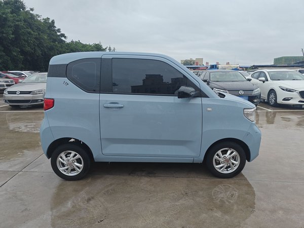 Wuling Hongguang MINIEV 2020, 34400 км, за 15900 CNY