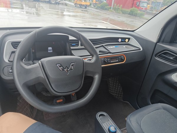 Wuling Hongguang MINIEV 2020, 34400 км, за 15900 CNY - фото 12