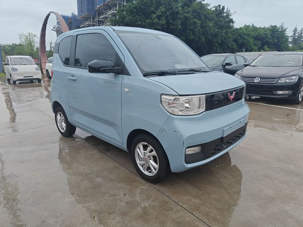 Wuling Hongguang MINIEV 2020, 34400 км, за 15900 CNY