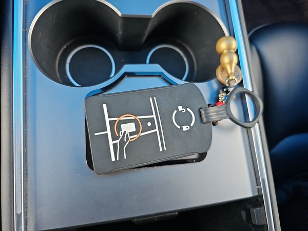 Tesla Model 3 2021, 80400 км, за 132500 CNY - фото 11