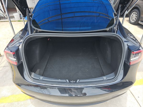 Tesla Model 3 2021, 80400 км, за 132500 CNY - фото 25