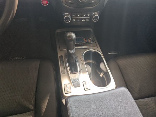 Acura RDX 2013, 188000 км, за 7355 USD - фото 17