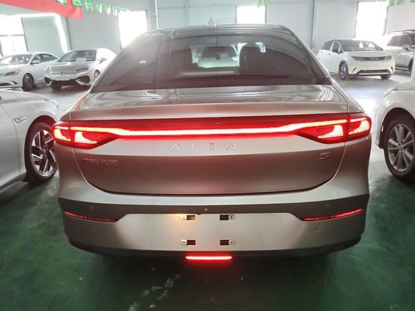AION S 2023, 38700 км, за 12985 USD