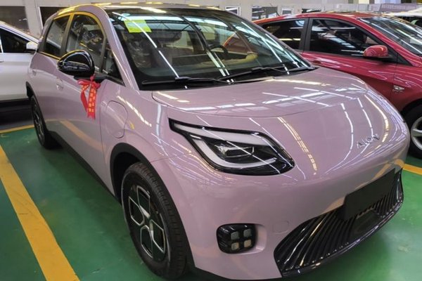 AION UT 2025, 100 км, за 11202 USD