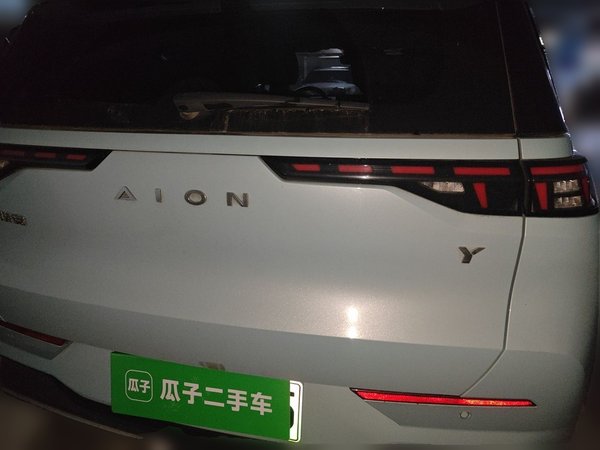 AION Y 2021, 46700 км, за 10694 USD