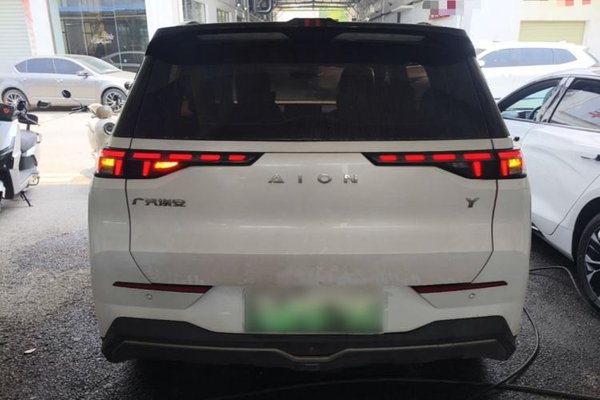 AION Y 2021, 77500 км, за 11253 USD
