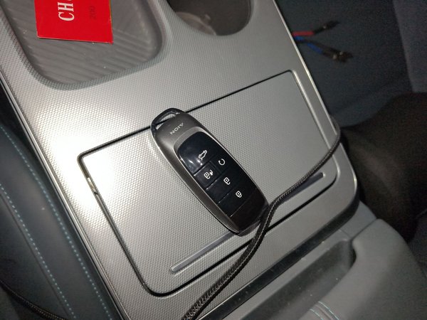 AION Y 2022, 7900 км, за 13142 USD - фото 9