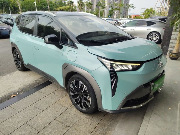 AION Y 2022, 100300 км, за 11712 USD